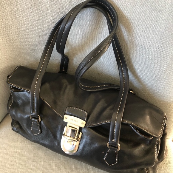 PRADA ..... leather handbag - Picture 3 of 16